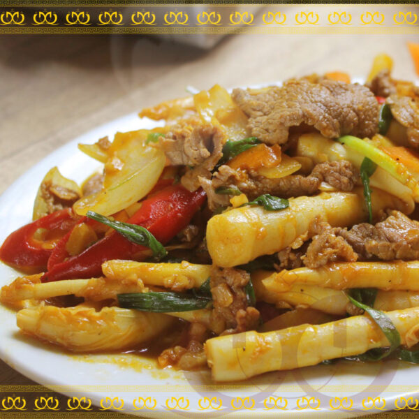 Bò Xào Măng Trúc
